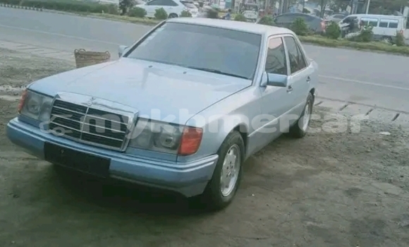 ទិញ បានប្រើ Mercedes-Benz C250 coupe Other ឡាន} ក្នុង Chbar Mon ក្នុង Kampong Speu Province ទិញ បានប្រើ Mercedes-Benz C250 coupe Other ឡាន} ក្នុង Chbar Mon ក្នុង Kampong Speu Province