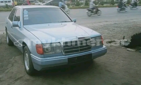 ទិញ បានប្រើ Mercedes-Benz C250 coupe Other ឡាន} ក្នុង Chbar Mon ក្នុង Kampong Speu Province ទិញ បានប្រើ Mercedes-Benz C250 coupe Other ឡាន} ក្នុង Chbar Mon ក្នុង Kampong Speu Province
