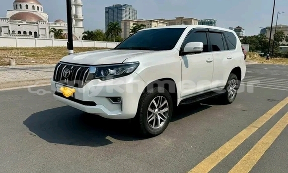 ទិញ បានប្រើ Toyota Land Cruiser White ឡាន} ក្នុង Khemarak Phoumin ក្នុង Koh Kong Province ទិញ បានប្រើ Toyota Land Cruiser White ឡាន} ក្នុង Khemarak Phoumin ក្នុង Koh Kong Province