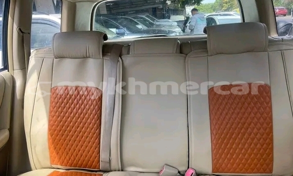 Buy Used Toyota Highlander White Car in Moung Ruessei in Battambang Province Buy Used Toyota Highlander White Car in Moung Ruessei in Battambang Province