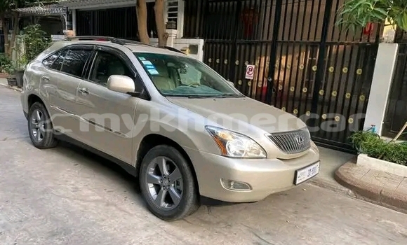Buy Used Lexus RX 330 Other Car in Mongkol Borey in Banteay Meanchey Province Buy Used Lexus RX 330 Other Car in Mongkol Borey in Banteay Meanchey Province