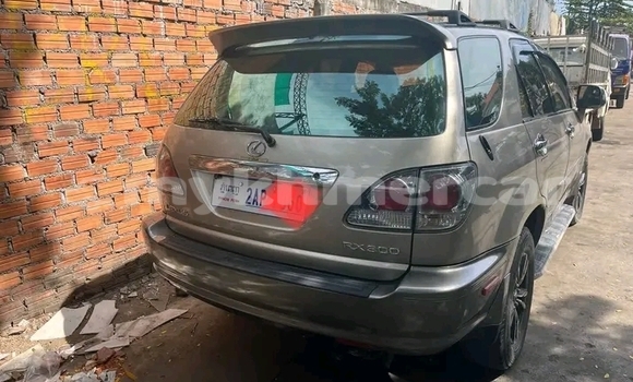 Buy Used Lexus RX 330 Other Car in Cheom Ksan in Preah Vihear Province Buy Used Lexus RX 330 Other Car in Cheom Ksan in Preah Vihear Province