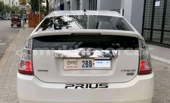 ទិញ បានប្រើ Toyota Prius White ឡាន} ក្នុង Phanomsok ក្នុង Oddar Meanchey Province ទិញ បានប្រើ Toyota Prius White ឡាន} ក្នុង Phanomsok ក្នុង Oddar Meanchey Province