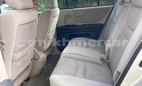 Buy Used Toyota Highlander Other Car in Koulen in Preah Vihear Province Buy Used Toyota Highlander Other Car in Koulen in Preah Vihear Province