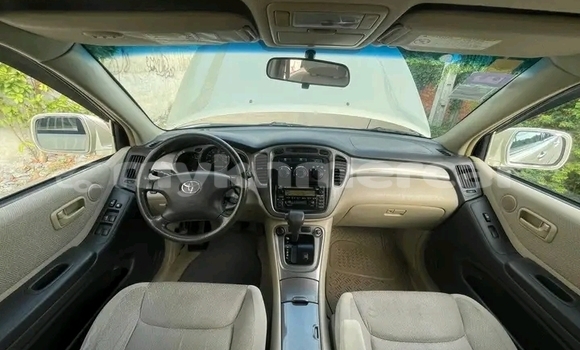 Buy Used Toyota Highlander Other Car in Koulen in Preah Vihear Province Buy Used Toyota Highlander Other Car in Koulen in Preah Vihear Province
