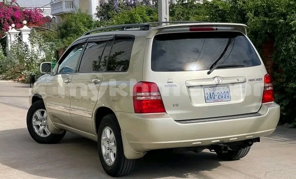 Buy Used Toyota Highlander Other Car in Koulen in Preah Vihear Province Buy Used Toyota Highlander Other Car in Koulen in Preah Vihear Province
