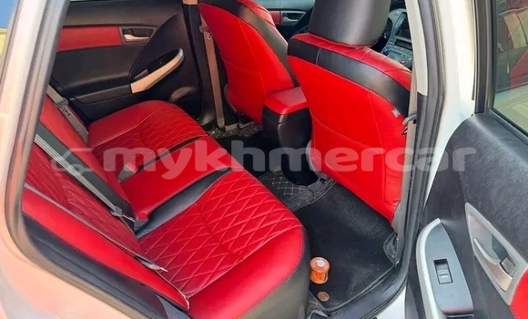 Buy Used Toyota Prius White Car in Chbar Mon in Kampong Speu Province Buy Used Toyota Prius White Car in Chbar Mon in Kampong Speu Province