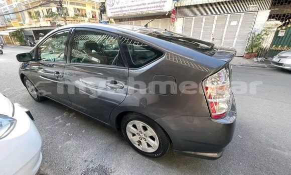 Buy Used Toyota Prius Black Car in Chbar Mon in Kampong Speu Province Buy Used Toyota Prius Black Car in Chbar Mon in Kampong Speu Province
