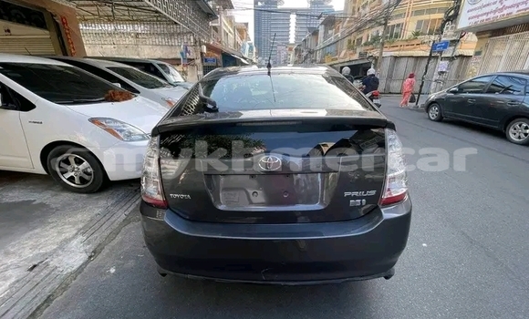 Buy Used Toyota Prius Black Car in Chbar Mon in Kampong Speu Province Buy Used Toyota Prius Black Car in Chbar Mon in Kampong Speu Province
