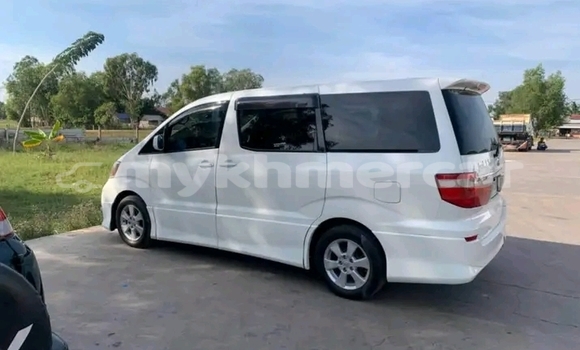 Buy Used Toyota Alphard White Car in Chbar Mon in Kampong Speu Province Buy Used Toyota Alphard White Car in Chbar Mon in Kampong Speu Province
