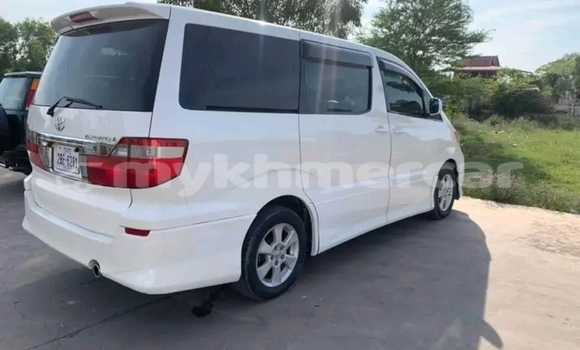Buy Used Toyota Alphard White Car in Chbar Mon in Kampong Speu Province Buy Used Toyota Alphard White Car in Chbar Mon in Kampong Speu Province