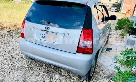 Buy Used Kia Morning White Car in Chbar Mon in Kampong Speu Province Buy Used Kia Morning White Car in Chbar Mon in Kampong Speu Province
