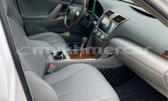 Buy Used Toyota Camry White Car in Chbar Mon in Kampong Speu Province Buy Used Toyota Camry White Car in Chbar Mon in Kampong Speu Province