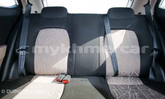 Buy Import Hyundai i10 White Car in Import - Dubai in Kampot Province Buy Import Hyundai i10 White Car in Import - Dubai in Kampot Province