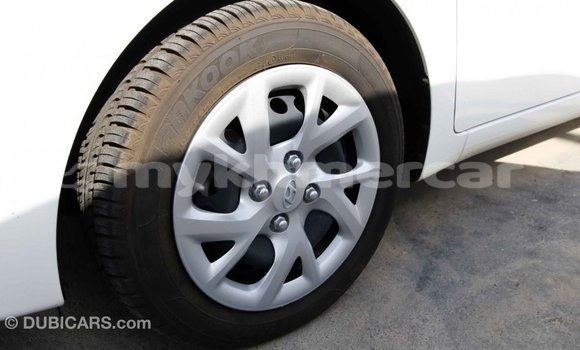 Buy Import Hyundai i10 White Car in Import - Dubai in Kampot Province Buy Import Hyundai i10 White Car in Import - Dubai in Kampot Province