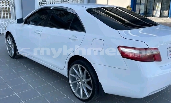 Buy Used Toyota Camry White Car in Chbar Mon in Kampong Speu Province Buy Used Toyota Camry White Car in Chbar Mon in Kampong Speu Province