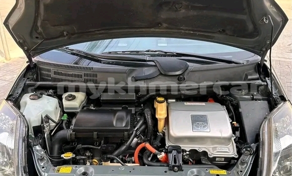 Buy Used Toyota Prius Other Car in Chbar Mon in Kampong Speu Province Buy Used Toyota Prius Other Car in Chbar Mon in Kampong Speu Province