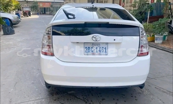 Buy Used Toyota Cami White Car in Chbar Mon in Kampong Speu Province Buy Used Toyota Cami White Car in Chbar Mon in Kampong Speu Province