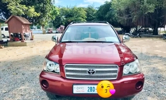Buy Used Toyota Highlander Red Car in Koulen in Preah Vihear Province Buy Used Toyota Highlander Red Car in Koulen in Preah Vihear Province