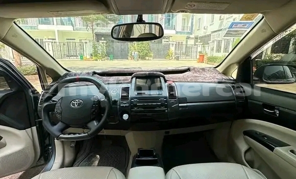 Buy Used Toyota Prius Other Car in Chbar Mon in Kampong Speu Province Buy Used Toyota Prius Other Car in Chbar Mon in Kampong Speu Province