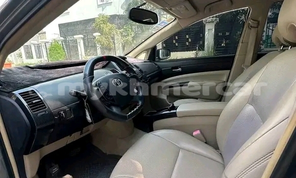 Buy Used Toyota Prius Other Car in Chbar Mon in Kampong Speu Province Buy Used Toyota Prius Other Car in Chbar Mon in Kampong Speu Province