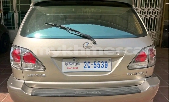 Buy Used Lexus RX 330 Other Car in Chbar Mon in Kampong Speu Province Buy Used Lexus RX 330 Other Car in Chbar Mon in Kampong Speu Province