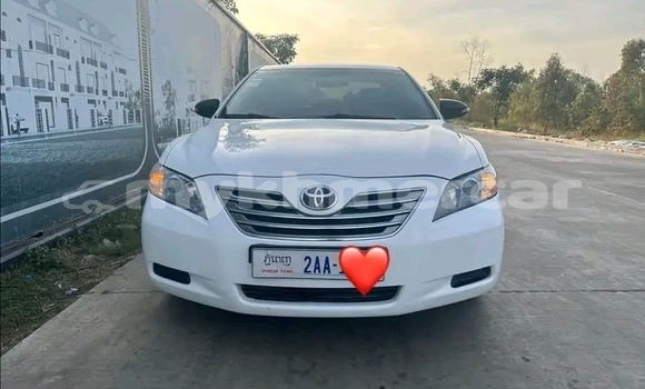 Buy Used Toyota Camry White Car in Kampot in Kampot Province Buy Used Toyota Camry White Car in Kampot in Kampot Province