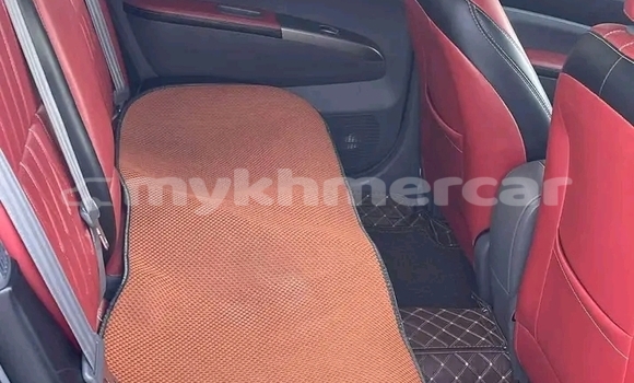 Buy Used Toyota Prius Other Car in Chbar Mon in Kampong Speu Province Buy Used Toyota Prius Other Car in Chbar Mon in Kampong Speu Province