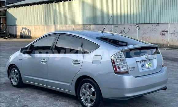 Buy Used Toyota Prius Other Car in Chbar Mon in Kampong Speu Province Buy Used Toyota Prius Other Car in Chbar Mon in Kampong Speu Province
