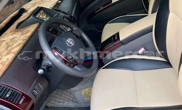 Buy Used Toyota Prius Other Car in Chbar Mon in Kampong Speu Province Buy Used Toyota Prius Other Car in Chbar Mon in Kampong Speu Province