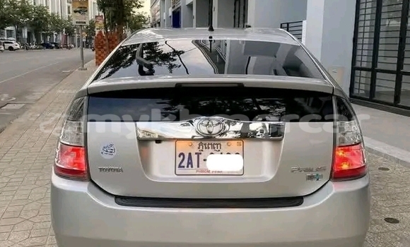 Buy Used Toyota Prius Other Car in Chbar Mon in Kampong Speu Province Buy Used Toyota Prius Other Car in Chbar Mon in Kampong Speu Province