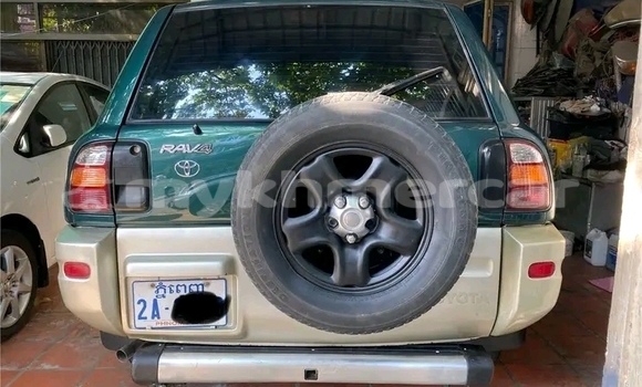 Buy Used Toyota RAV4 Other Car in Chbar Mon in Kampong Speu Province Buy Used Toyota RAV4 Other Car in Chbar Mon in Kampong Speu Province