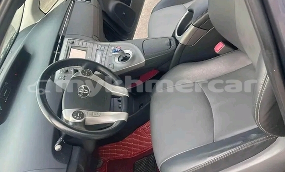 Buy Used Toyota Prius Black Car in Chbar Mon in Kampong Speu Province Buy Used Toyota Prius Black Car in Chbar Mon in Kampong Speu Province