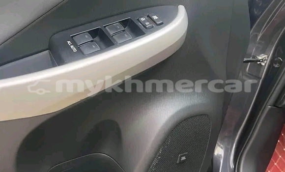 Buy Used Toyota Prius Black Car in Chbar Mon in Kampong Speu Province Buy Used Toyota Prius Black Car in Chbar Mon in Kampong Speu Province