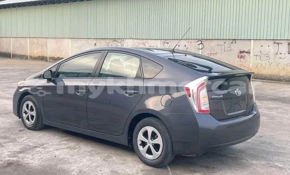 Buy Used Toyota Prius Black Car in Chbar Mon in Kampong Speu Province Buy Used Toyota Prius Black Car in Chbar Mon in Kampong Speu Province