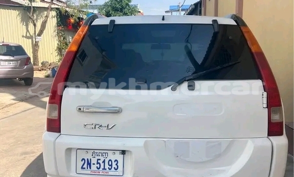 Buy Used Honda CR–V White Car in Chbar Mon in Kampong Speu Province Buy Used Honda CR–V White Car in Chbar Mon in Kampong Speu Province