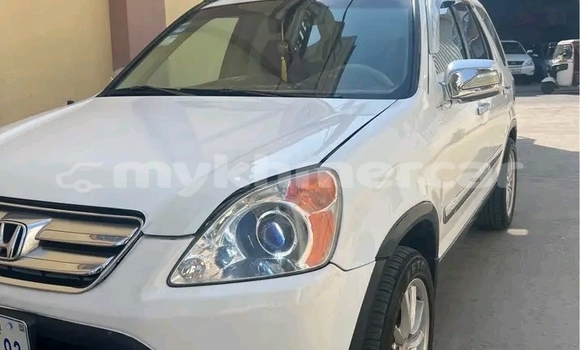 Buy Used Honda CR–V White Car in Chbar Mon in Kampong Speu Province Buy Used Honda CR–V White Car in Chbar Mon in Kampong Speu Province