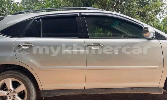 Acheter Occasion Voiture Lexus RX 330 Autre à Kampong Chhnang, Kampong Chhnang Province