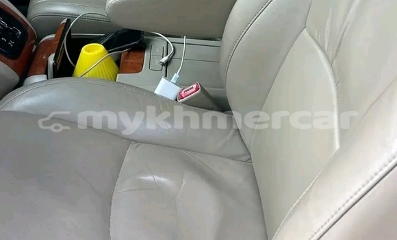 Buy Used Lexus RX 330 Other Car in Kampong Chhnang in Kampong Chhnang Province Buy Used Lexus RX 330 Other Car in Kampong Chhnang in Kampong Chhnang Province