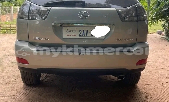 Buy Used Lexus RX 330 Other Car in Kampong Chhnang in Kampong Chhnang Province Buy Used Lexus RX 330 Other Car in Kampong Chhnang in Kampong Chhnang Province