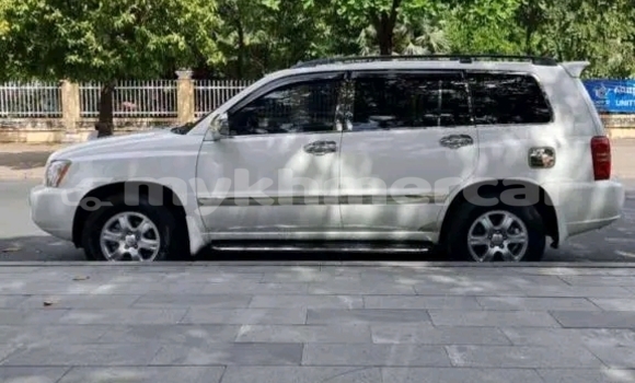 Buy Used Toyota Highlander Other Car in Khemarak Phoumin in Koh Kong Province Buy Used Toyota Highlander Other Car in Khemarak Phoumin in Koh Kong Province