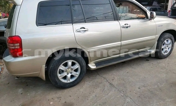 Buy Used Toyota Highlander Other Car in Chbar Mon in Kampong Speu Province Buy Used Toyota Highlander Other Car in Chbar Mon in Kampong Speu Province