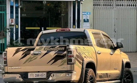 Buy Used Toyota Tundra White Car in Kratié in Kratié Province Buy Used Toyota Tundra White Car in Kratié in Kratié Province