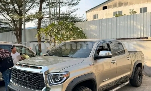 Buy Used Toyota Tundra White Car in Kratié in Kratié Province Buy Used Toyota Tundra White Car in Kratié in Kratié Province