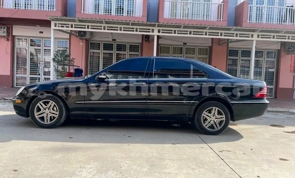 Buy Used Mercedes-Benz C-klasse Black Car in Khŭm Sráng in Kampong Speu Province Buy Used Mercedes-Benz C-klasse Black Car in Khŭm Sráng in Kampong Speu Province