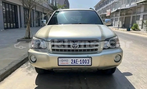 Buy Used Toyota Highlander Other Car in Chbar Mon in Kampong Speu Province Buy Used Toyota Highlander Other Car in Chbar Mon in Kampong Speu Province