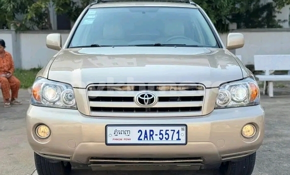 Buy Used Toyota Highlander Other Car in Chbar Mon in Kampong Speu Province Buy Used Toyota Highlander Other Car in Chbar Mon in Kampong Speu Province
