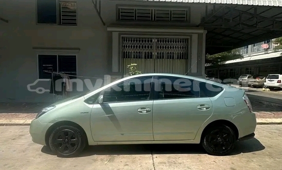 Buy Used Toyota Prius Other Car in Kratié in Kratié Province Buy Used Toyota Prius Other Car in Kratié in Kratié Province