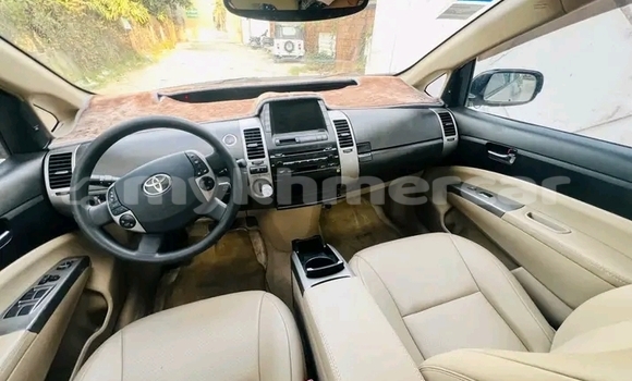 Buy Used Toyota Prius Other Car in Chbar Mon in Kampong Speu Province Buy Used Toyota Prius Other Car in Chbar Mon in Kampong Speu Province