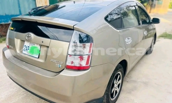 Buy Used Toyota Prius Other Car in Chbar Mon in Kampong Speu Province Buy Used Toyota Prius Other Car in Chbar Mon in Kampong Speu Province